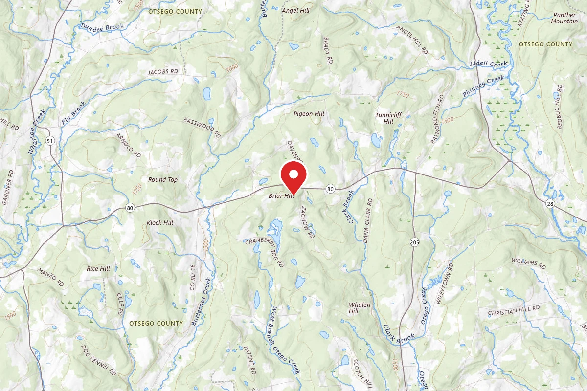 Tentrr Signature Site - Briar Hill Respite