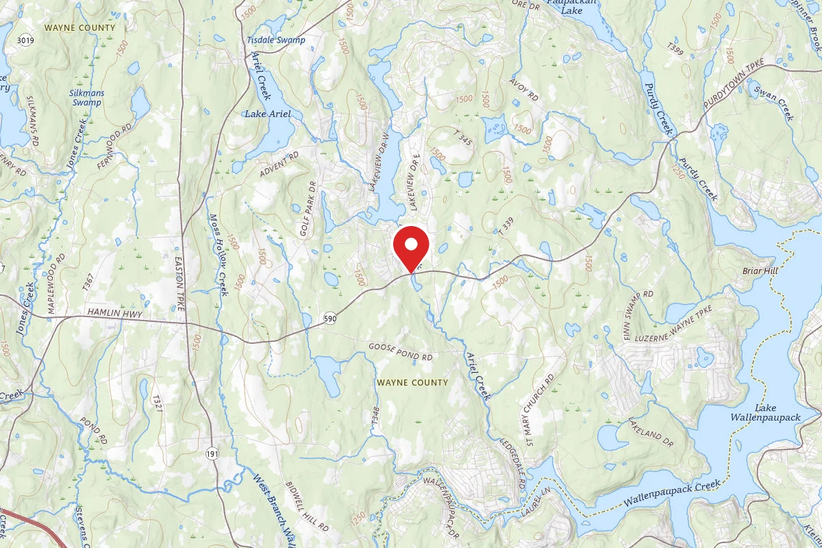 Tentrr Signature Site - Lakeview Glampsite "Lakeside Lounge" (G2)