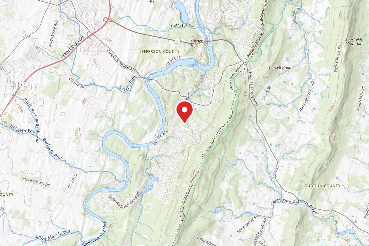 Shannondale Gate Harpers Ferry