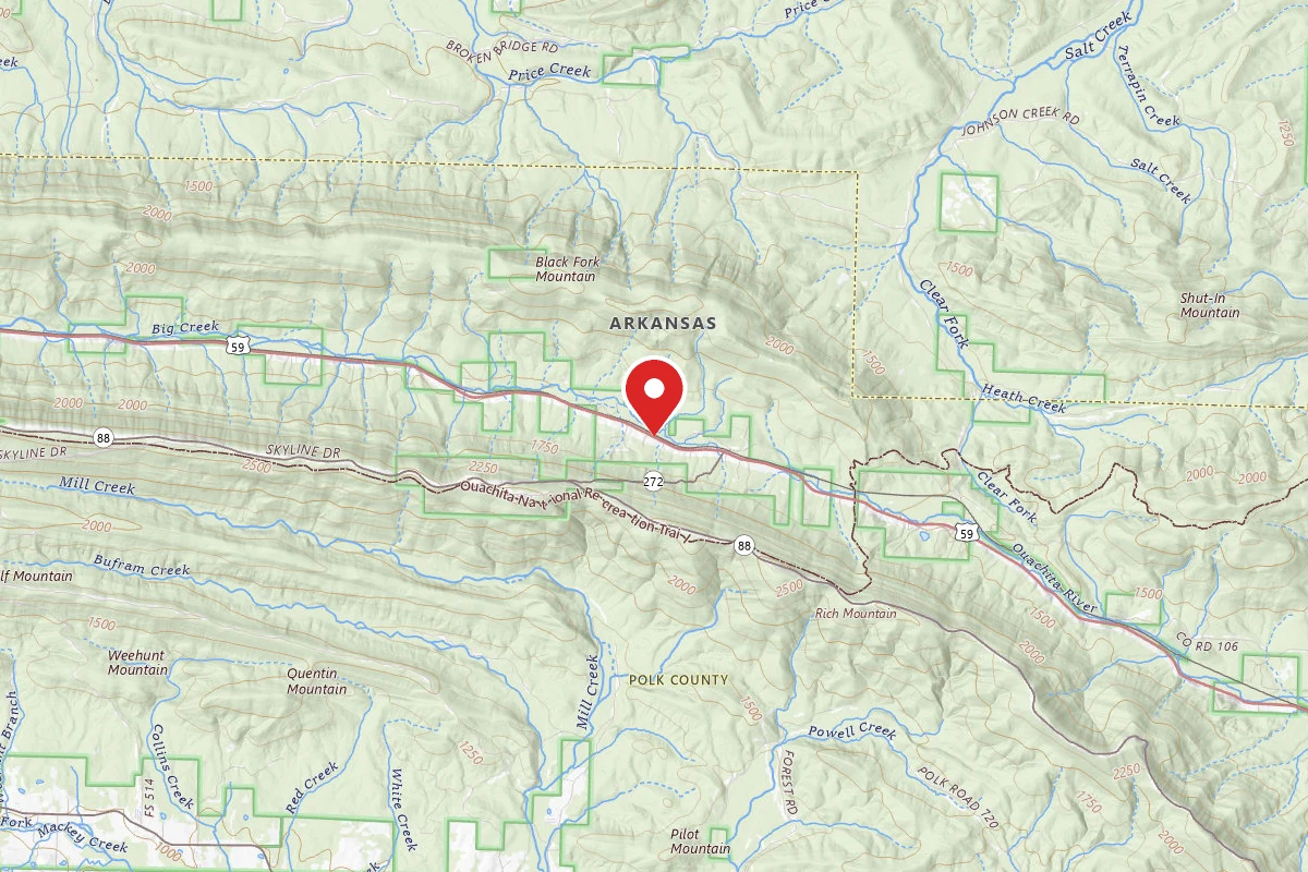 Rich Mountain Country Store RV Park