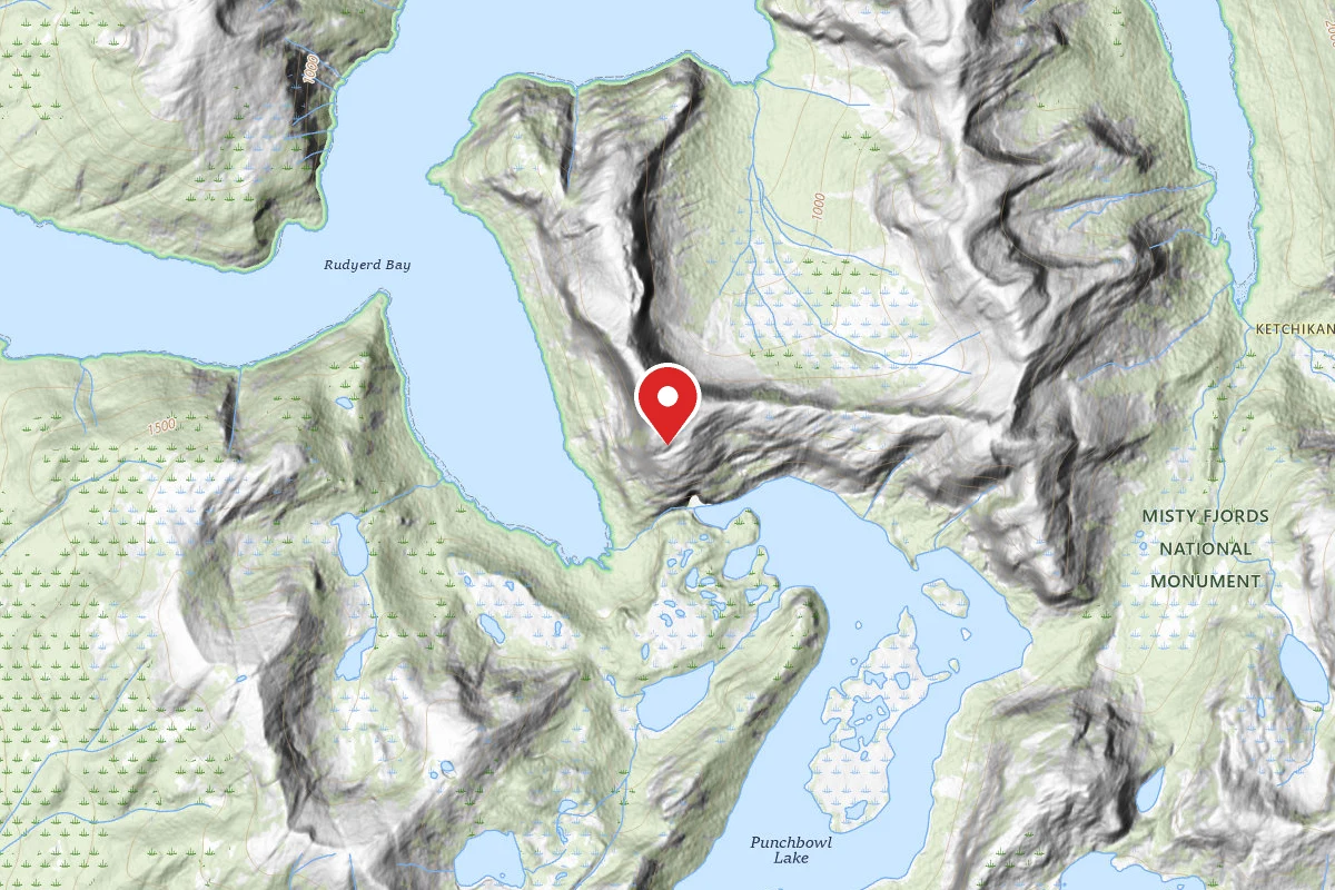 Punchbowl Lake Shelter Site Lookout/cabin