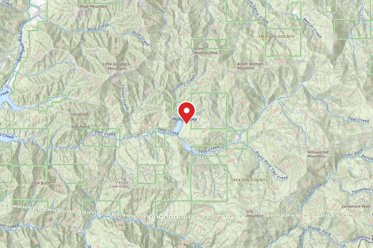 Rogue River National Forest Squaw Lakes Campground