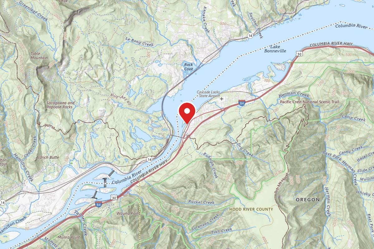 Port of Cascade Locks Campground