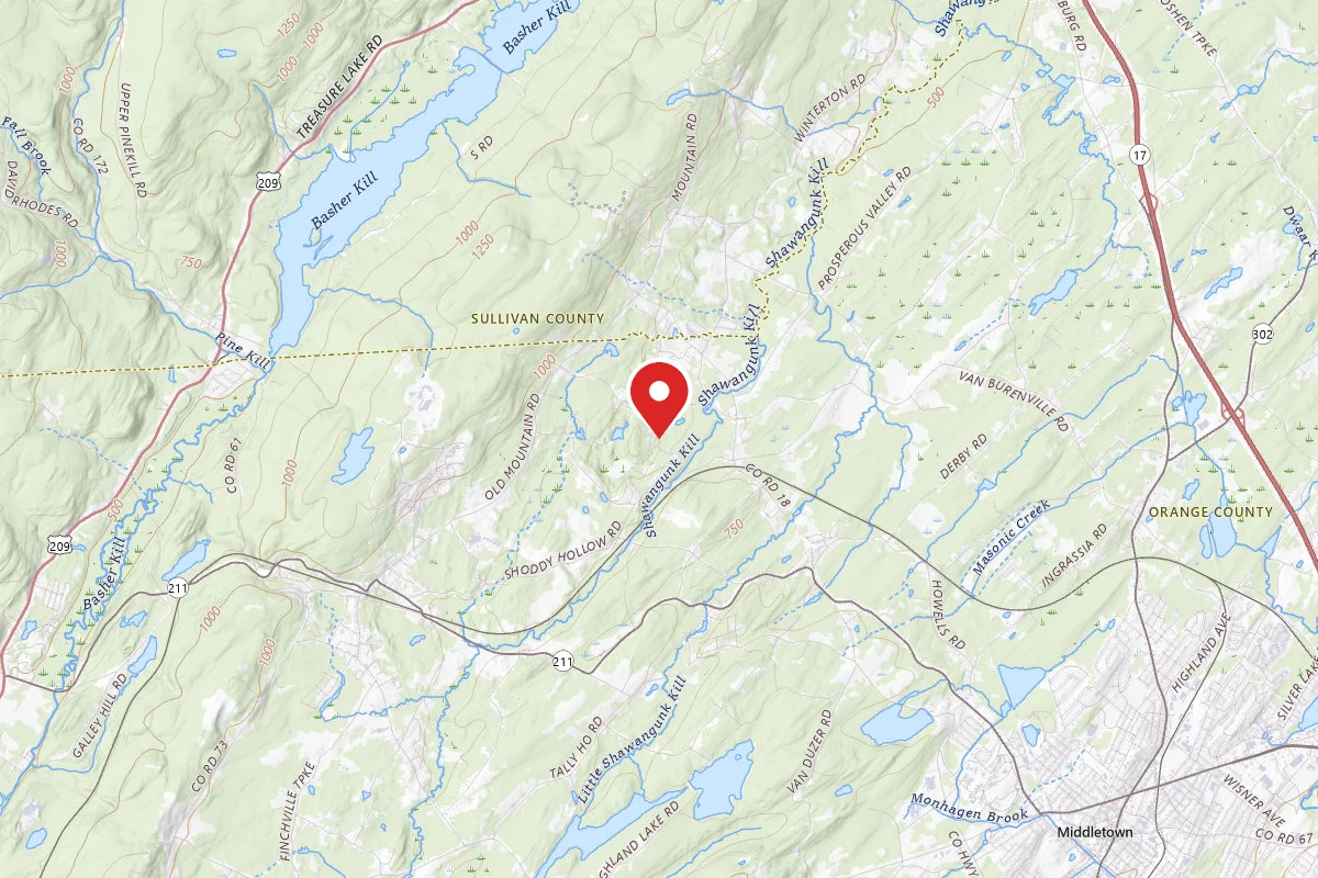 Tentrr Signature Site - Stream-Side Forest Getaway Campsite & Hiking Trail