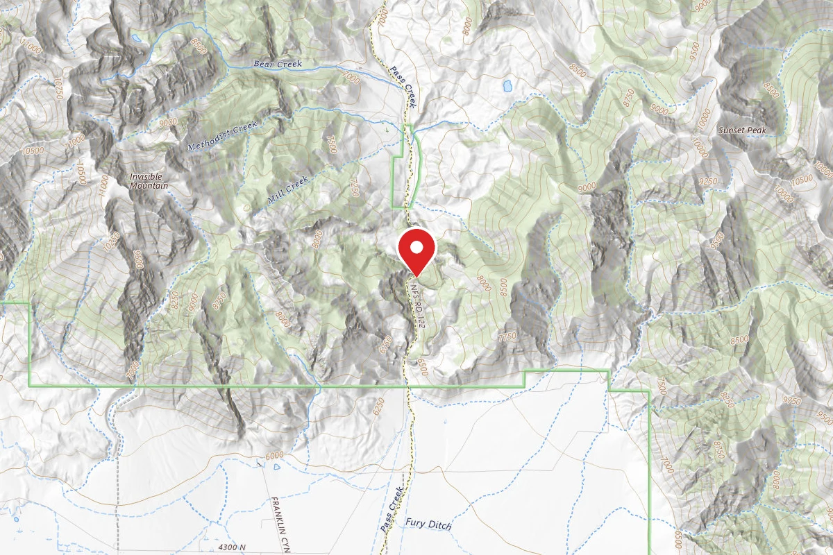 Pass Creek Narrows Camping Area & Picnic Site