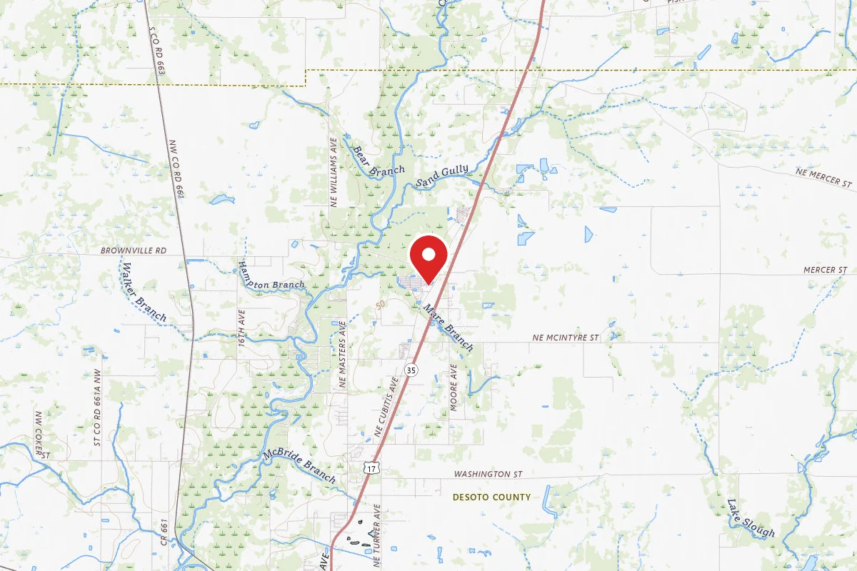 Cross Creek Country Club & RV Resort