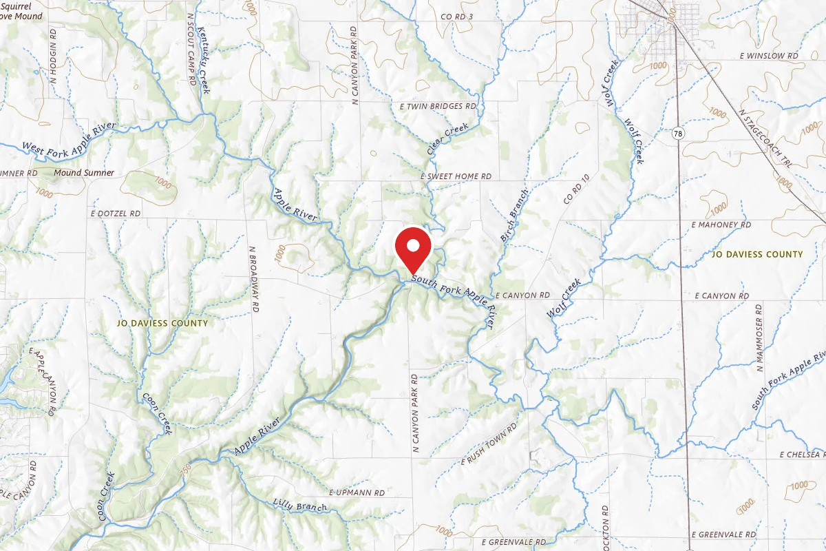 Apple River Canyon State Park