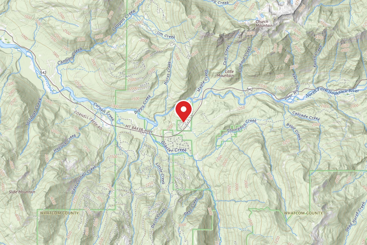 Mt. Baker Lodging - Cabin #13 - HOT TUB, FIREPLACE, W/D, D/W, BBQ, PETS OK, SLEEPS-8!