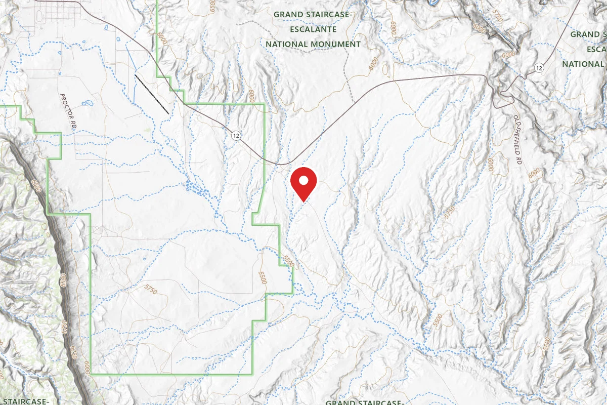 Dispersed Site near 37.7165, -111.5187
