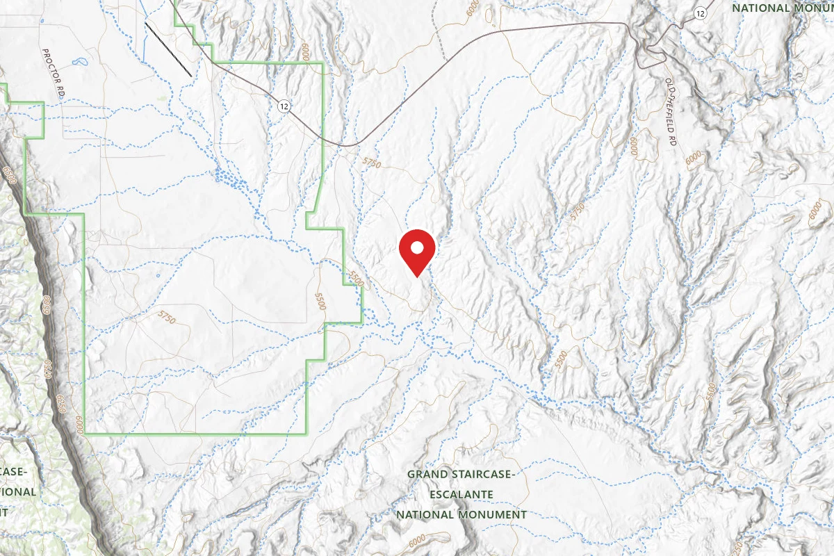 Dispersed Site near 37.7008, -111.5088