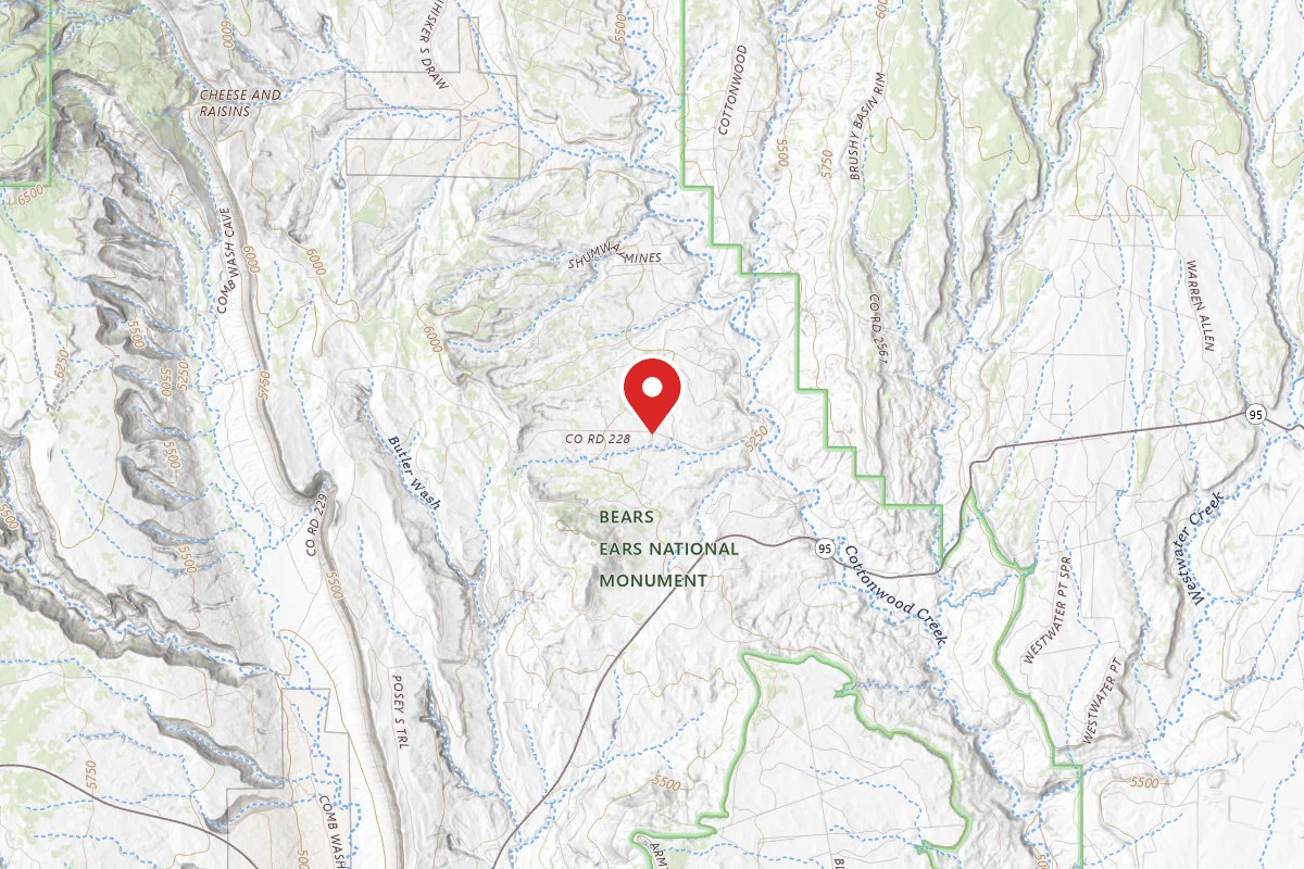 Dispersed Site near 37.5756, -109.6077