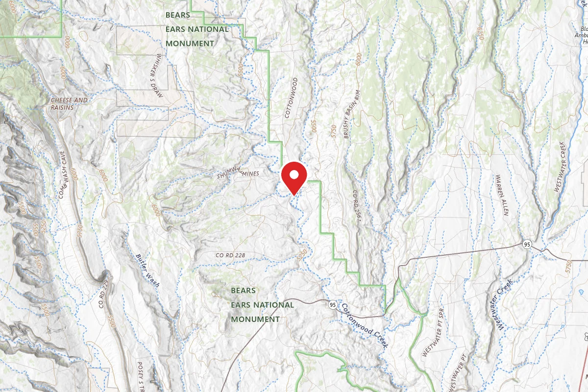 Dispersed Site near 37.5915, -109.5940