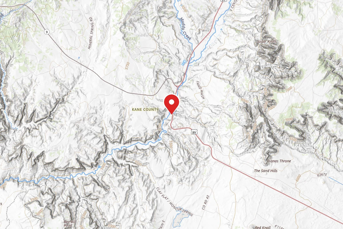 Dispersed Site near 37.2105, -112.6850