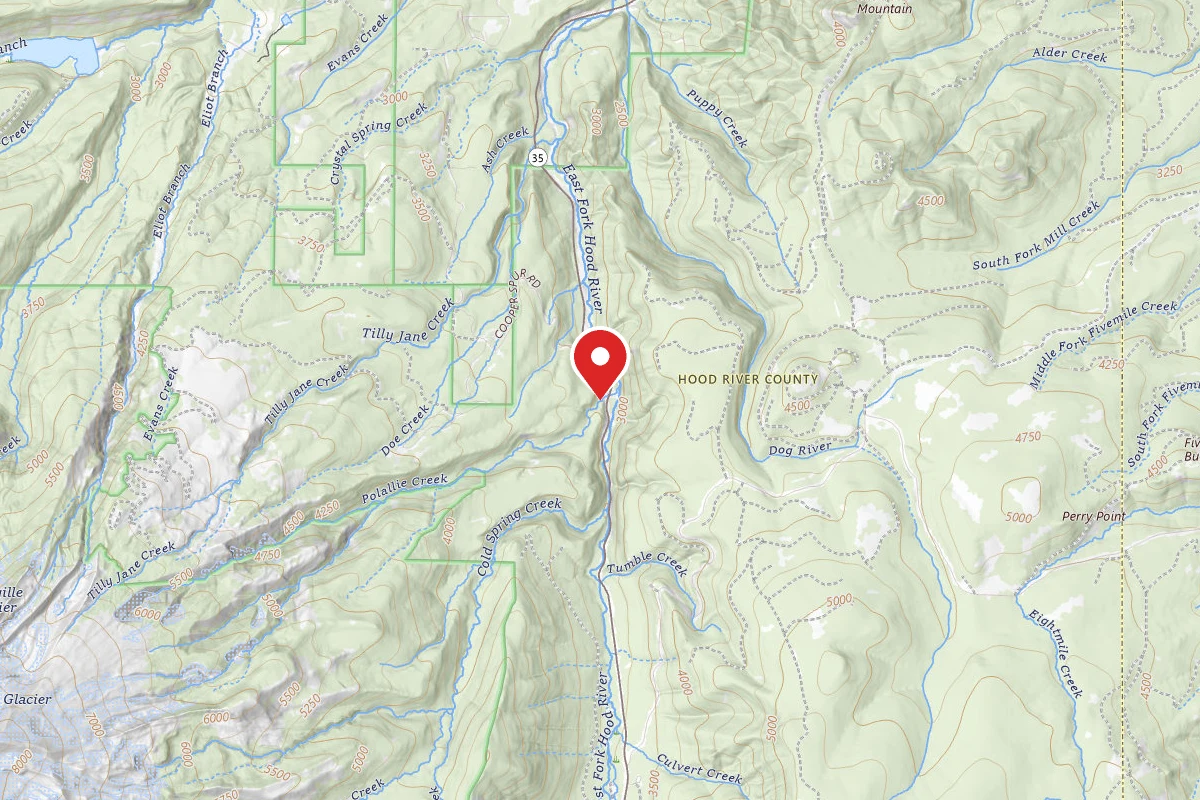 Cooper Spur Road at Polallie Creek - Dispersed