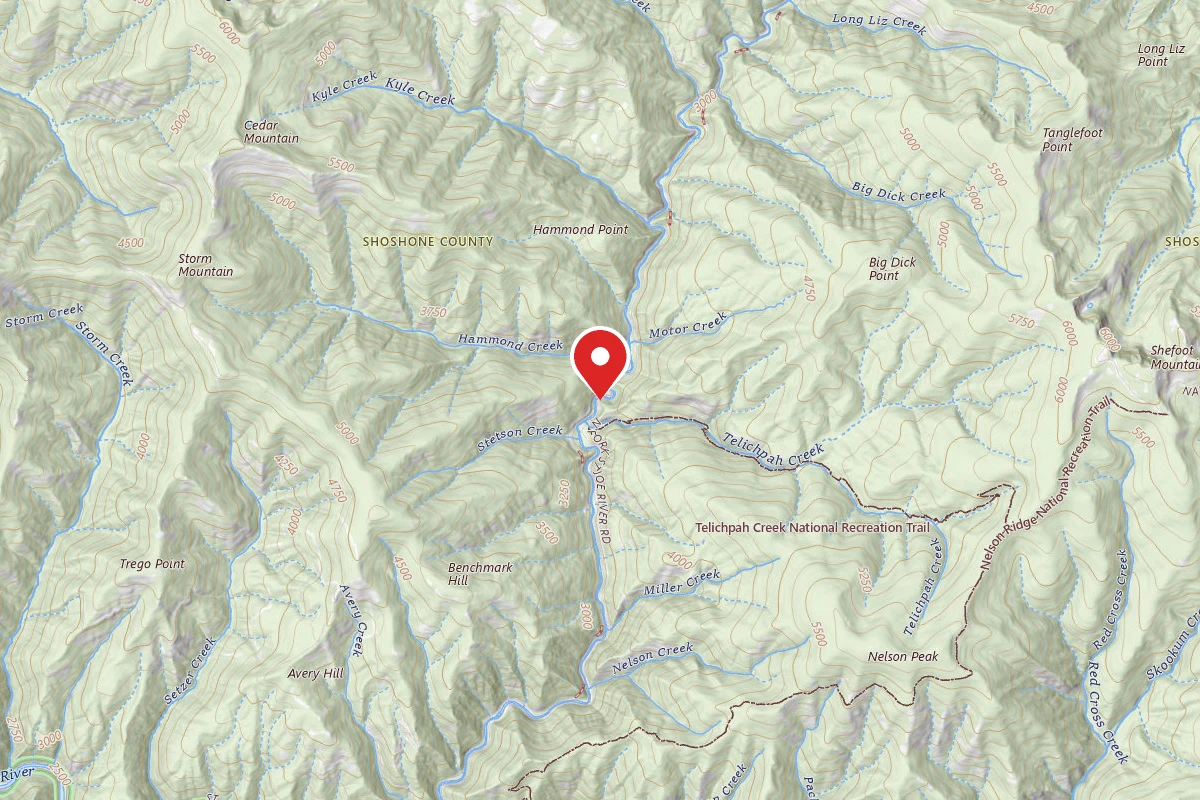 Idaho Panhandle Dispersed Campsite RD 1997 MI 0.4
