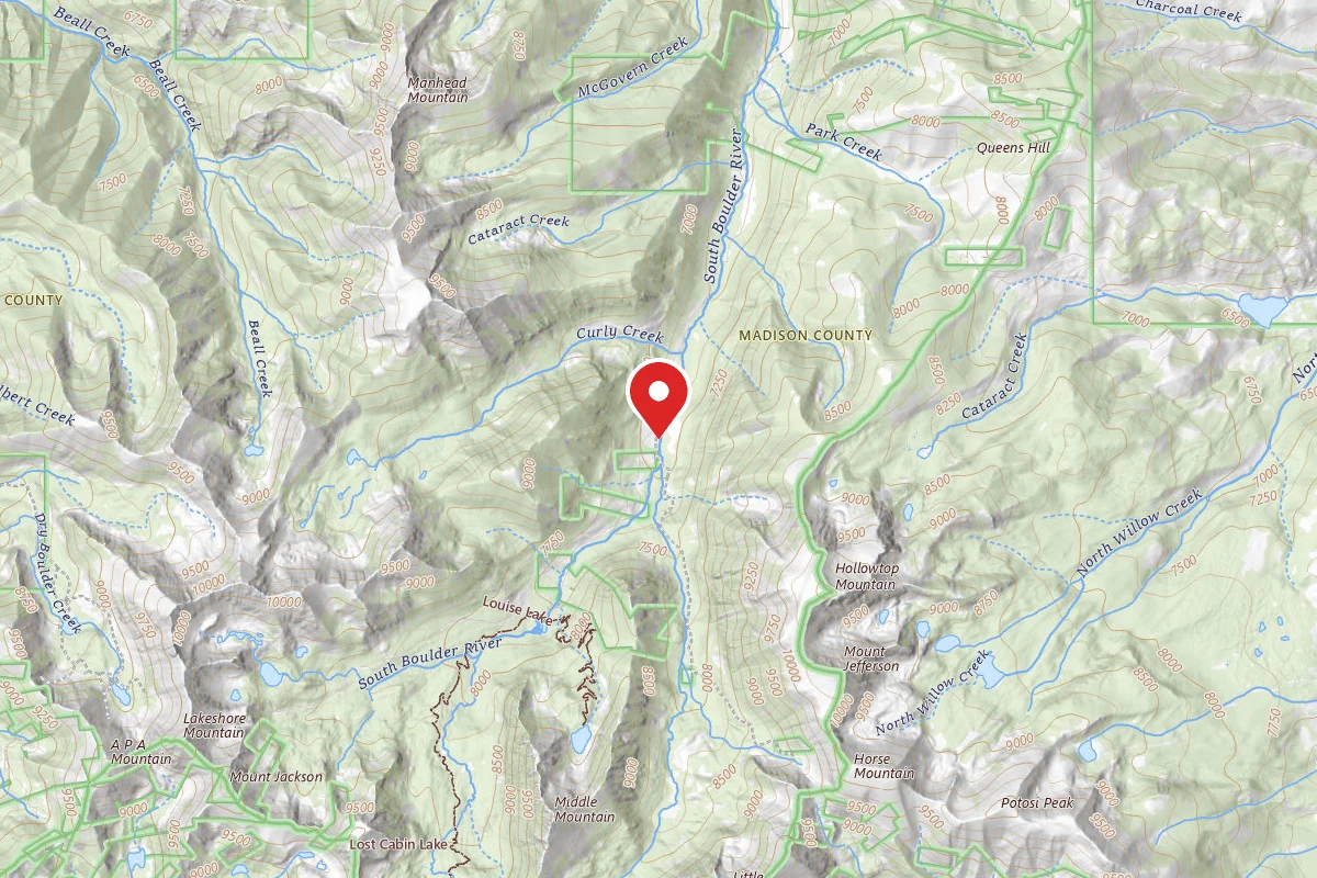 Beaverhead-Deerlodge Dispersed Campsite S BOULDER 107-047C
