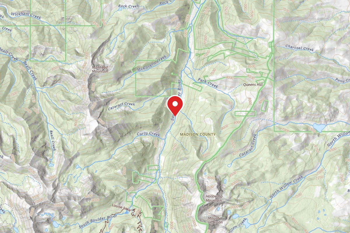 Beaverhead-Deerlodge Dispersed Campsite S BOULDER 107-055