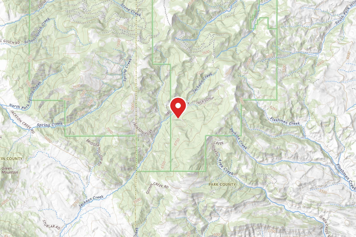 Custer Gallatin Dispersed Campsite FR977-08