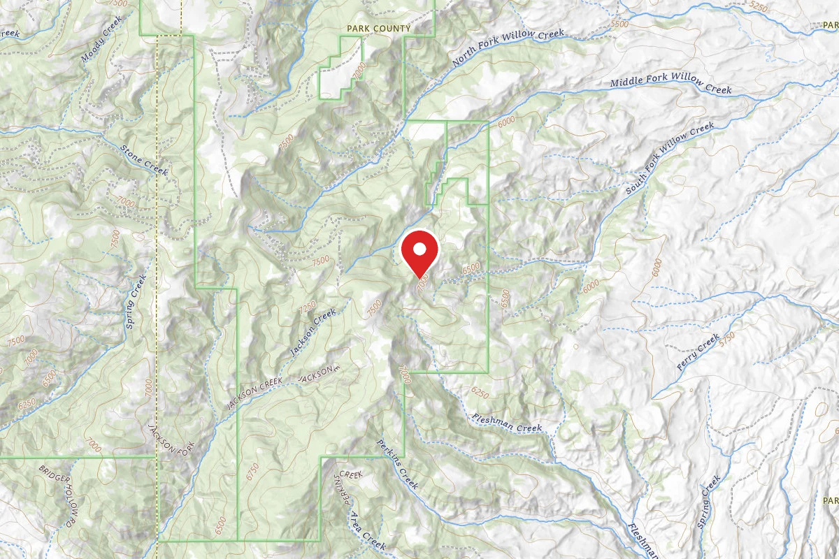 Custer Gallatin Dispersed Campsite FR977-19