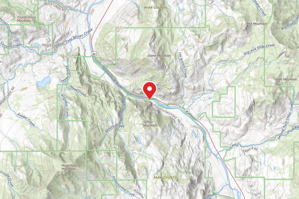 Custer Gallatin Dispersed Campsite OLD YELLOWSTONE TRAIL-001E