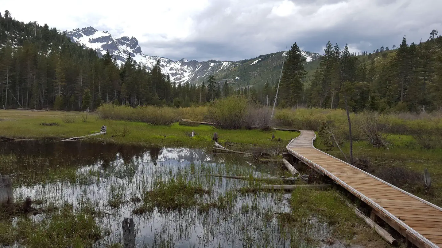 Sardine Lake — Sierra Buttes