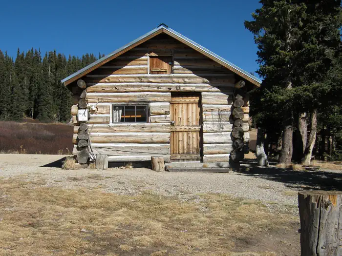 Elwood Cabin β Front of Elwood Cabin