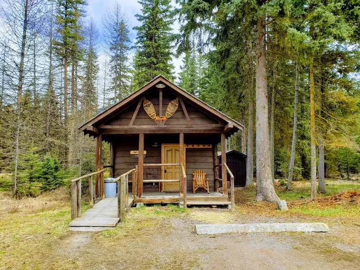 Owl Creek Cabin β Cabin with view of ramp and front porch