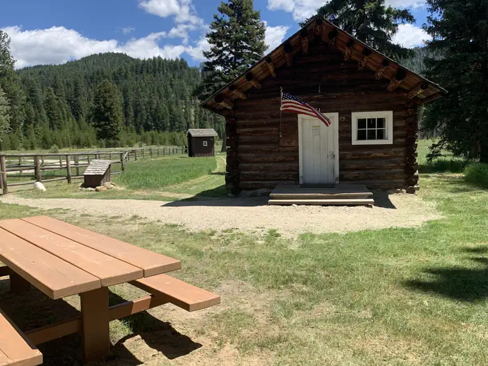 East Fork Cabin β EAST FORK CABIN Exterior 3
