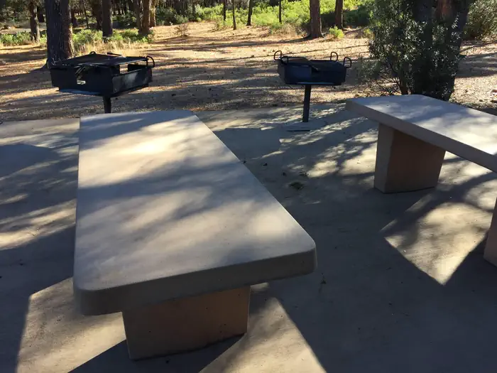 Reef Townsite Group Area β Tables and Grills provided