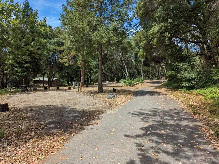 Kyen Campground And Oak Grove Day Use Area — Kyen Campground Loop
