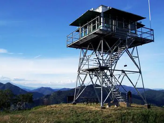 Hirz Mountain Lookout — THE LOOKOUT