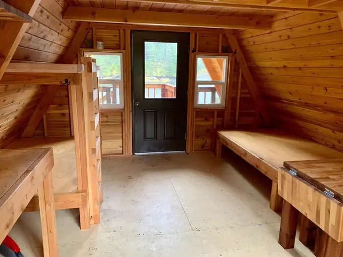 Goose Bay Cabin β GOOSE BAY CABIN- Interior