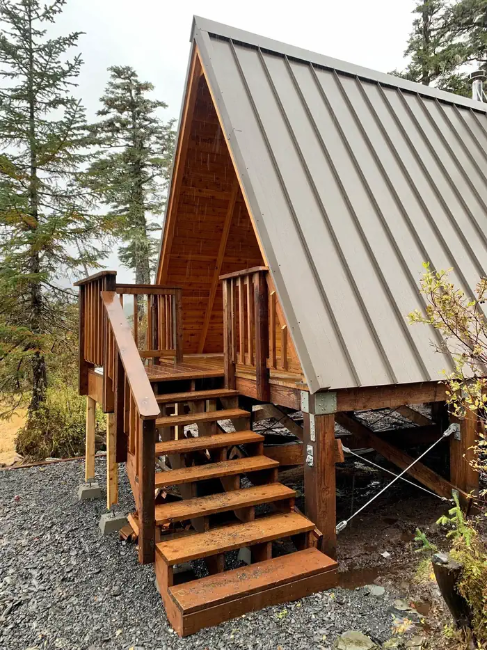 Goose Bay Cabin β Goose Bay Cabin - Stairs