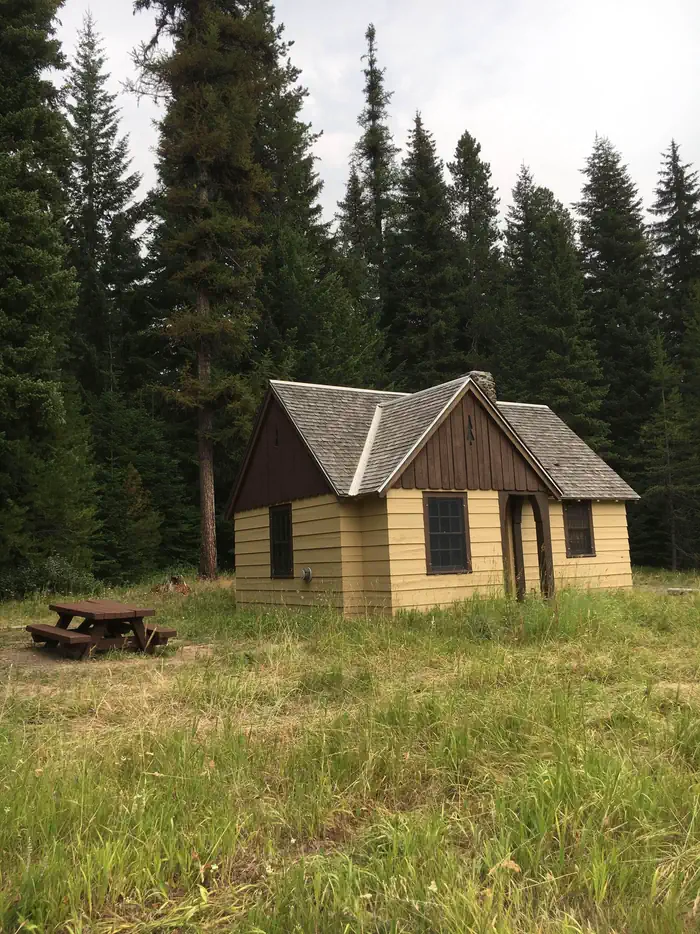 Fry Meadows Guard Station β FRY MEADOWS