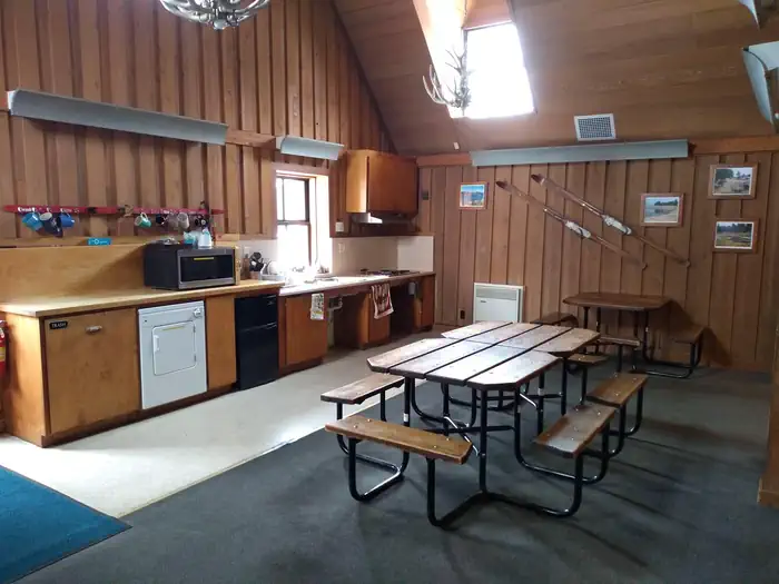 Loon Lake Chalet — Kitchen Area
