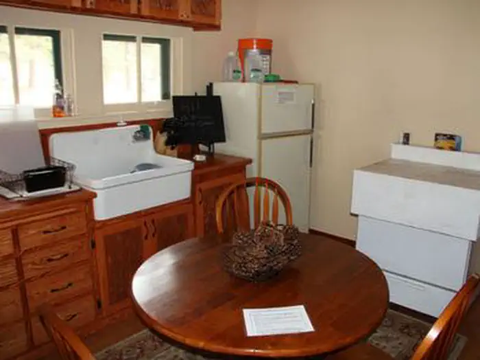 Warm Springs Guard Station — WARM SPRINGS GUARD STATION
