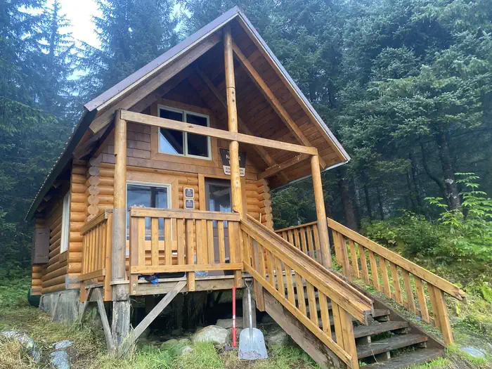 Eagle Glacier Cabin β Eagle Glacier Cabin