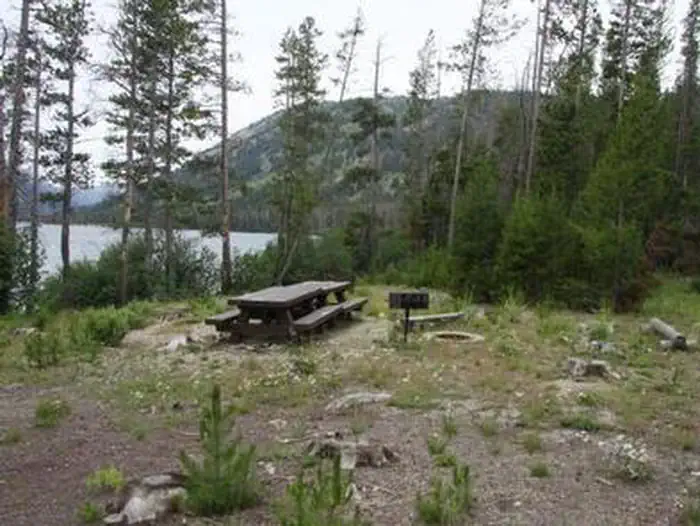 Alturas Lake Picnic Area (Id) β ALTURAS LAKE PICNIC AREA (ID)6