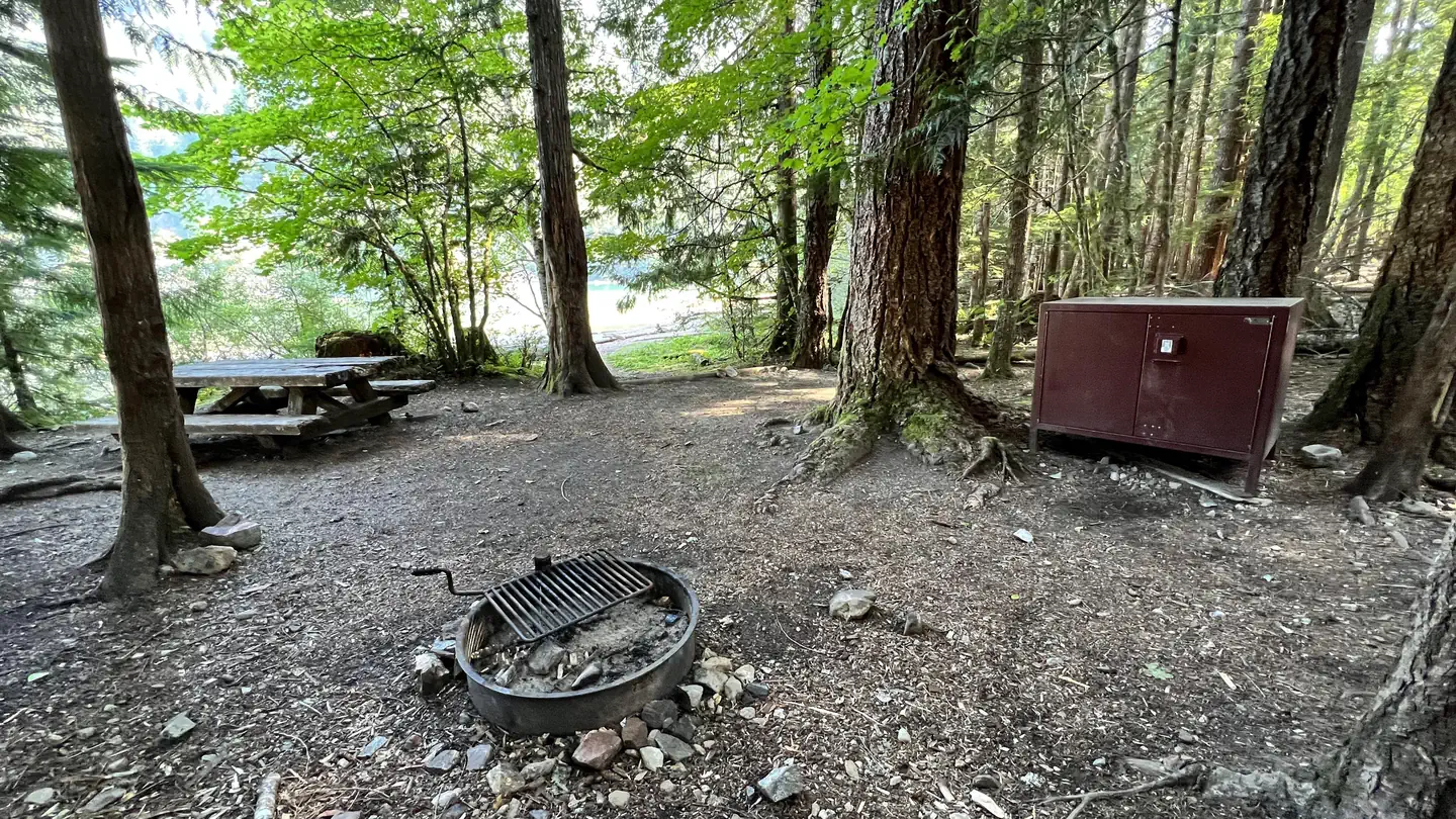 Colonial Creek North Campground