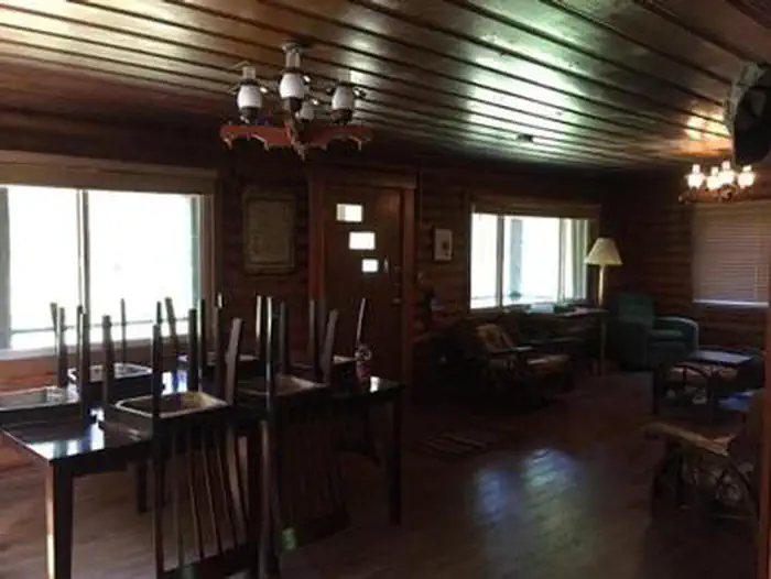 Zips Place Cabin β ZIPS PLACE CABIN