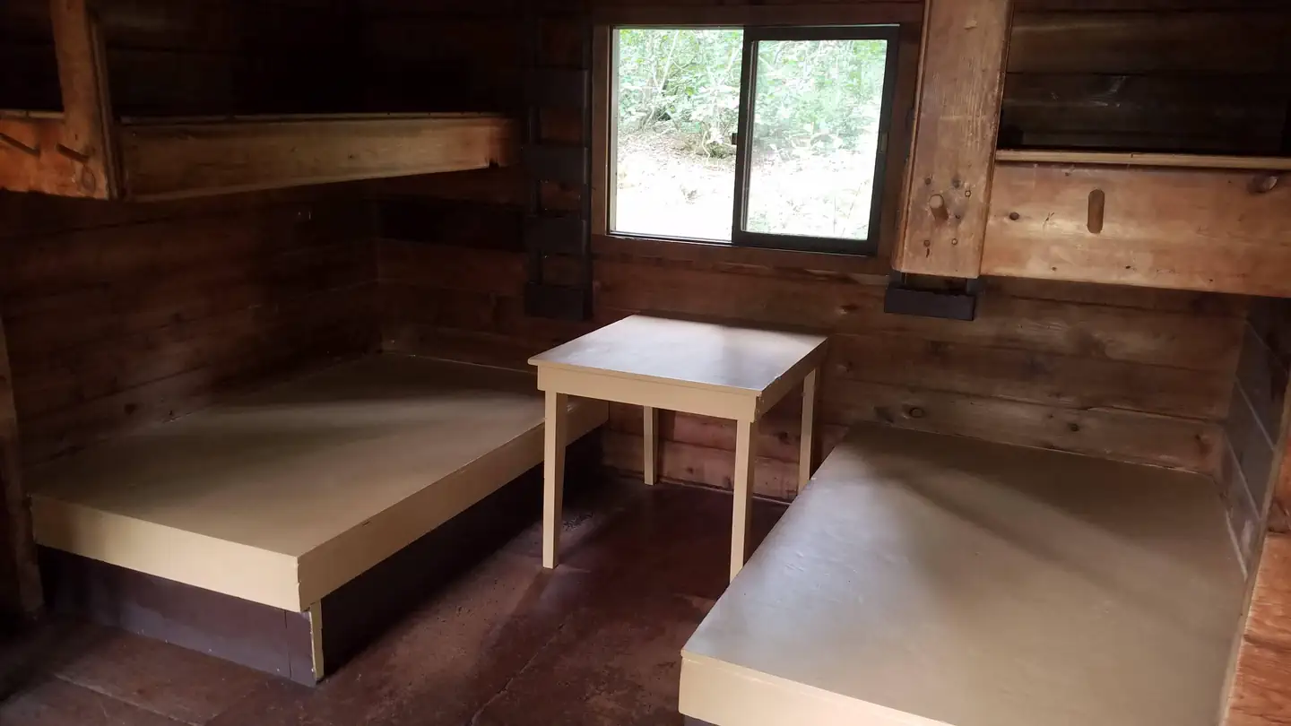 Laughton Glacier Cabin β Cabin interior 1