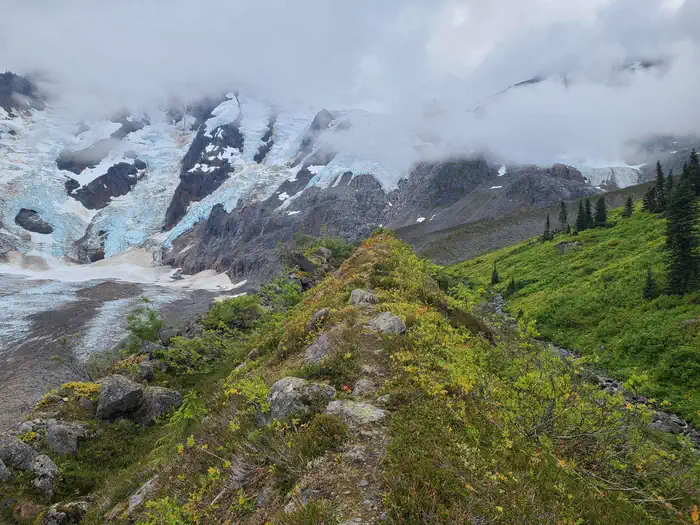 Laughton Glacier Cabin β View of Laughton Glacier from the moraine. Approx a 1 hour hike up the trail