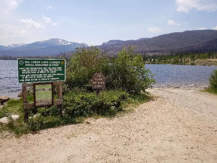 Big Creek Lakes Campground — Big Creek Lakes Boat Launch Photo 2