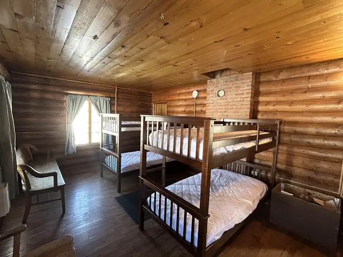 Muddy Guard Cabin β MUDDY GUARD CABIN Bunk beds