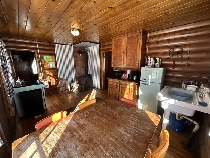 Muddy Guard Cabin β MUDDY GUARD CABIN wood burning stove