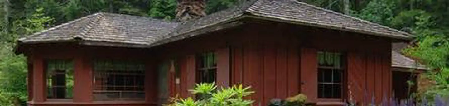 Hamma Hamma Cabin