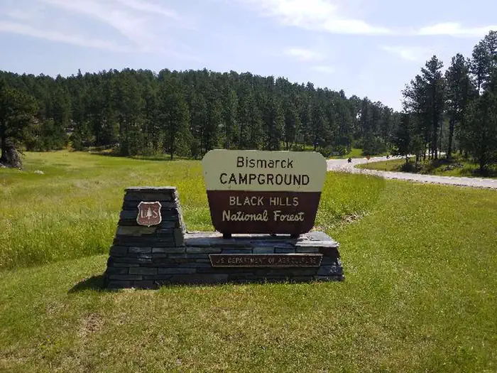 Bismarck Lake Campground — Entrance Main Sign