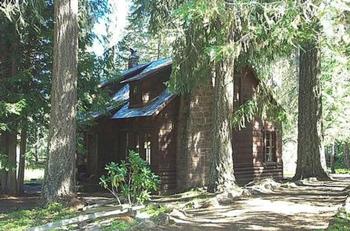 Clackamas Lake Historic Cabin — CLACKAMAS LAKE HISTORIC CABIN