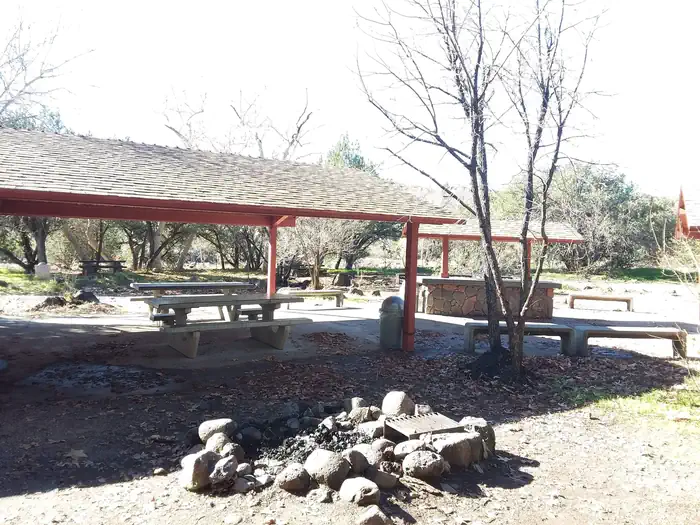 Cave Creek Group Site β Group area.