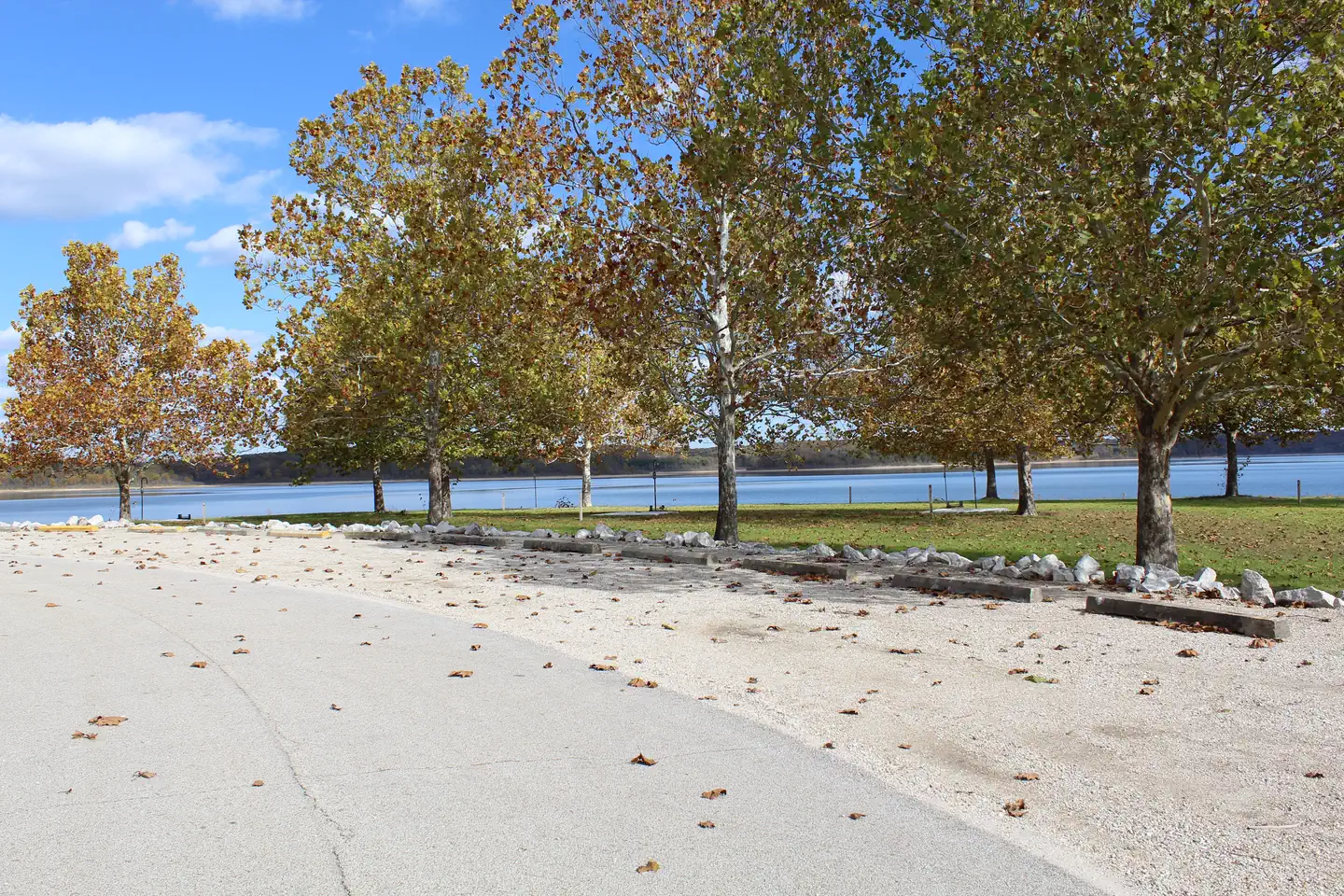 Ruark Bluff East — Sunburn Point Walk-To, Non-Electric Campsite Parking